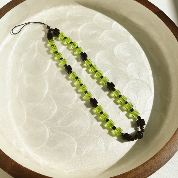 Lime Green Phone Charm - Picture 1 of 2